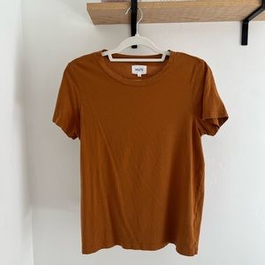 Mate the label organic cotton classic tee size small AMBER